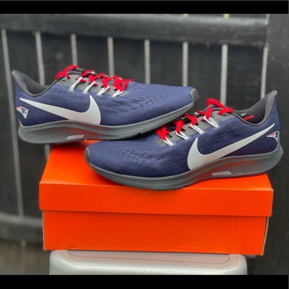 nike pegasus patriots